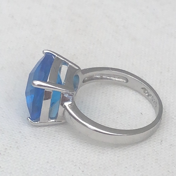 Sterling Silver Ring with Lab-created Blue Gem - Picture 3 of 8